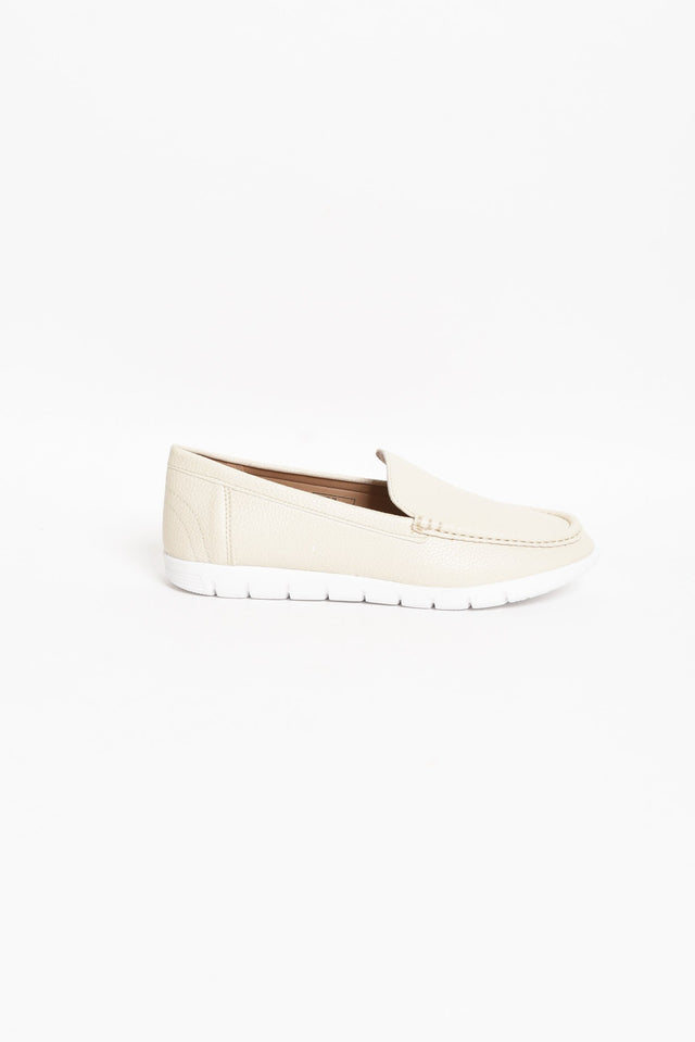 Ajay Cream Loafer