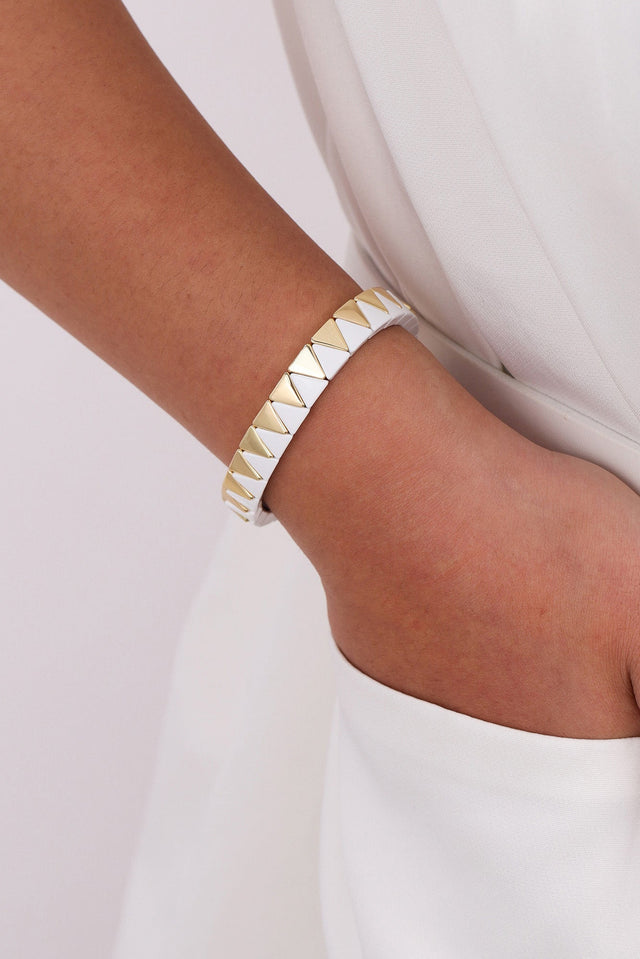 Amelia White Zig Zag Bracelet