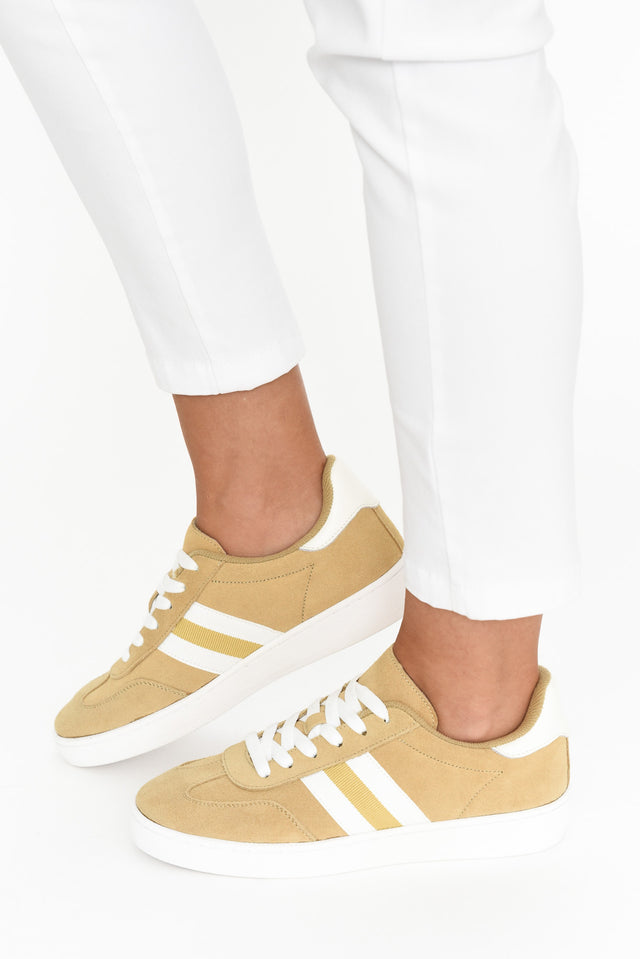 Attitude Natural Suede Sneaker