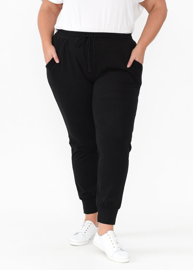 plus-size,curve-basics,curve-bottoms,plus-size-pants,plus-size-basic-bottoms,alt text|model:Caitlin image 6