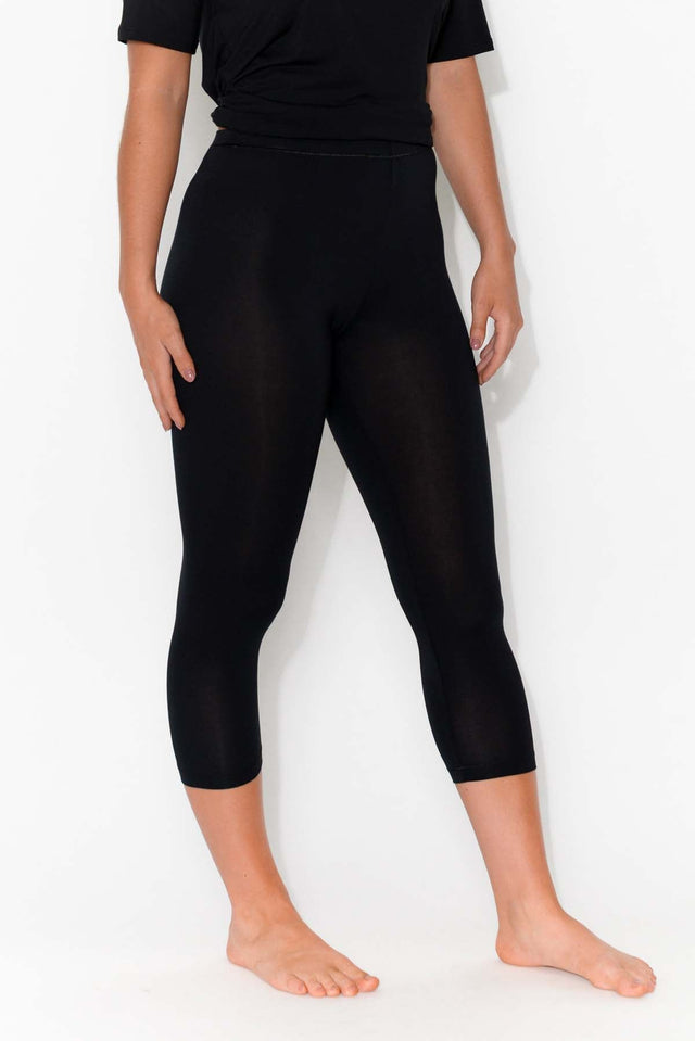 Black Micro Modal 3/4 Leggings image 4