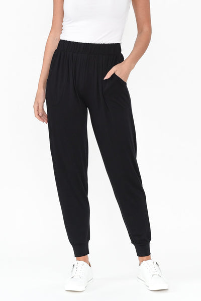 Black Weekend Pants