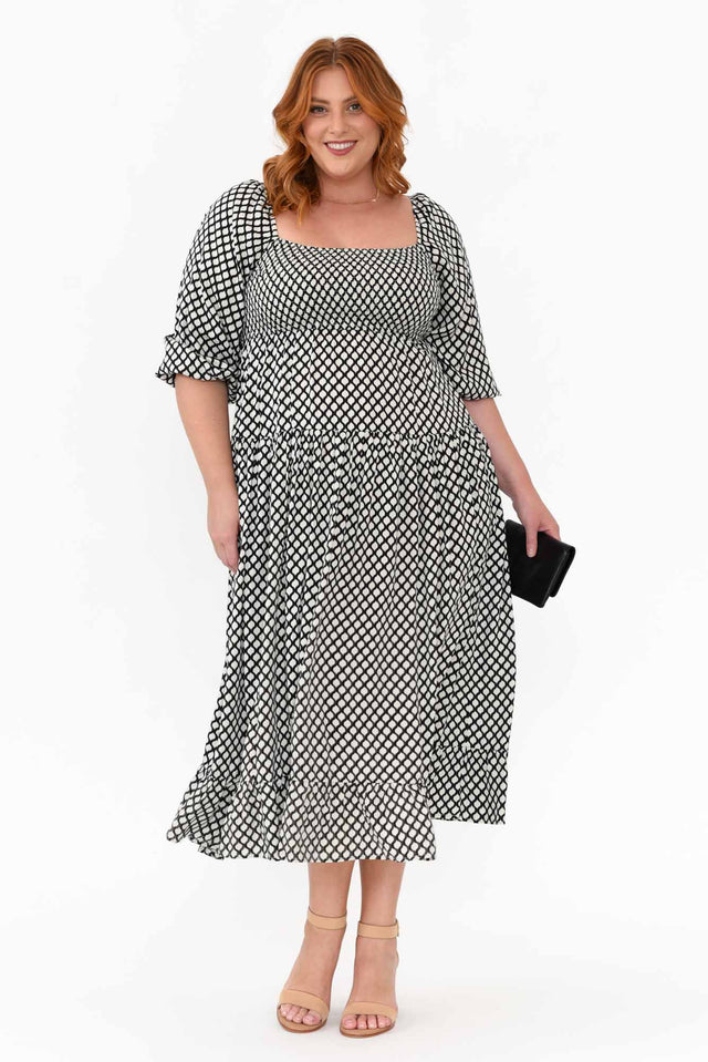 plus-size,curve-dresses,facebook-new-for-you alt text|model:Caitlin;wearing:/US 12 image 6
