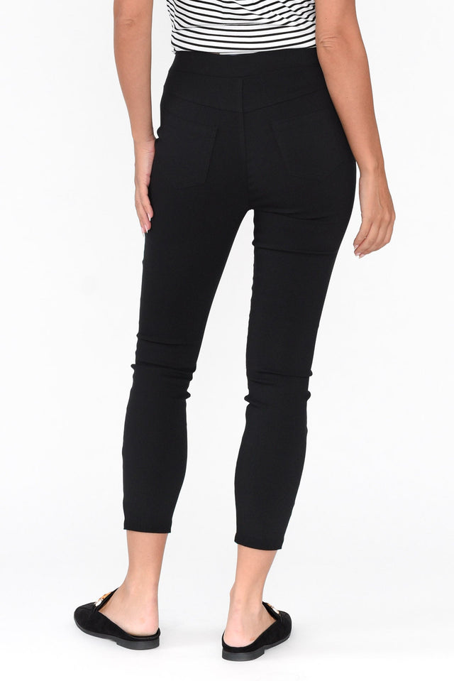 Ezra Black 7/8 Stretch Pants image 7