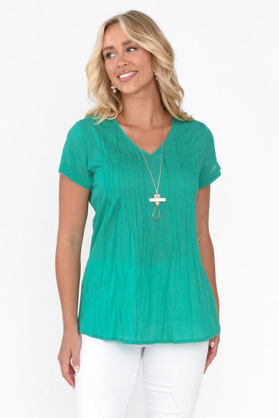 Fia Emerald Cotton Top neckline_V Neck  alt text|model:Zoe;wearing:US 4