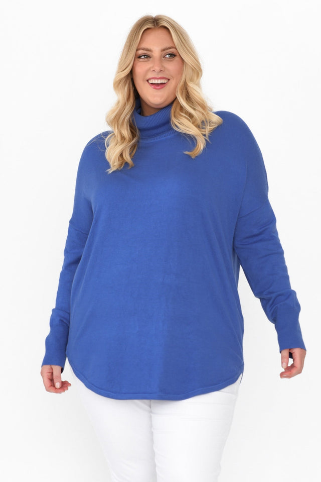 plus-size,curve-tops,plus-size-sleeved-tops,plus-size-winter-clothing,curve-knits-jackets,plus-size-jumpers,alt text|model:Caitlin;wearing:/US 14 image 8
