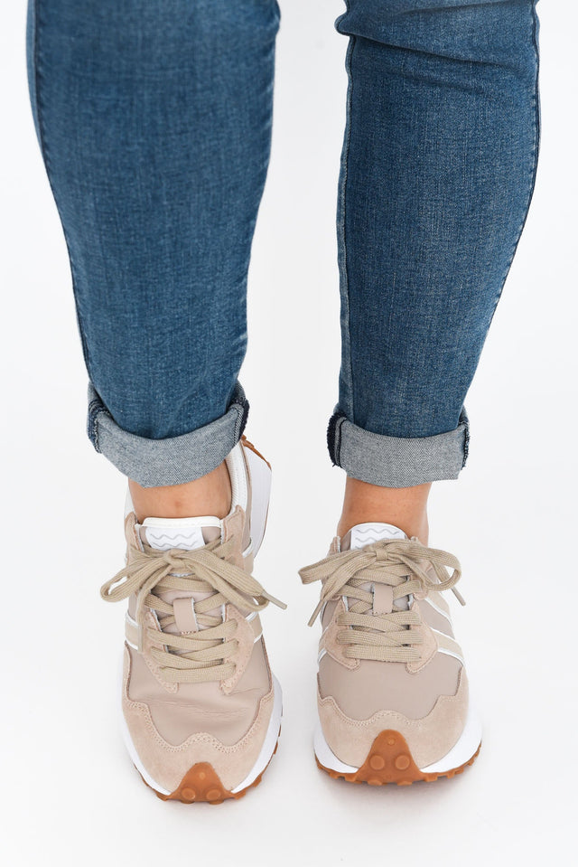 Flex Nude Stripe Leather Sneaker image 5