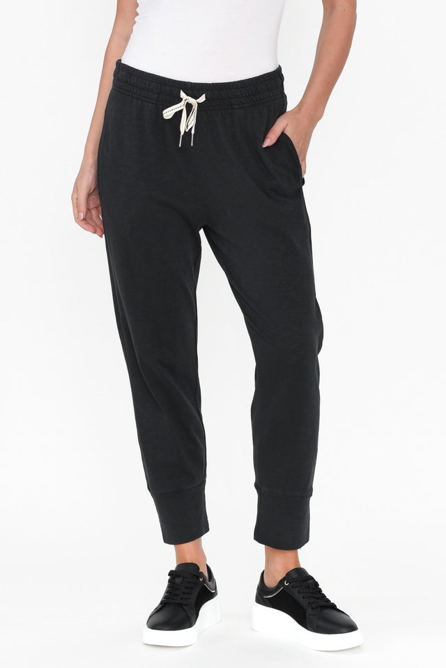 Fundamental Brunch Black Cotton Pants length_Full rise_Mid print_Plain colour_Black PANTS   alt text|model:MJ;wearing:US 4