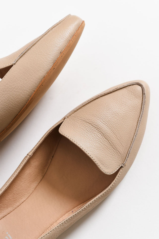 Gyro Beige Leather Loafer