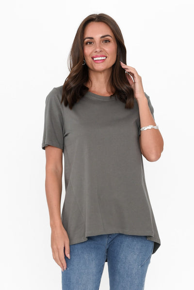 Hamilton Khaki Cotton Tee neckline_Round   alt text|model:MJ