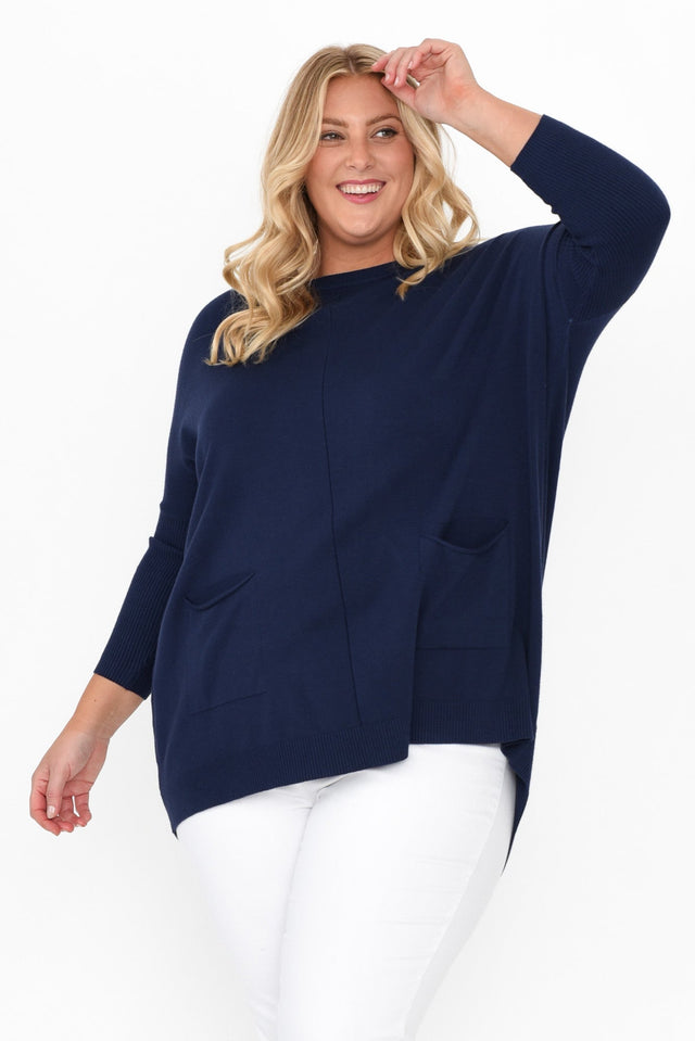 plus-size,curve-tops,plus-size-sleeved-tops,plus-size-winter-clothing,curve-knits-jackets,plus-size-jumpers, alt text|model:Caitlin