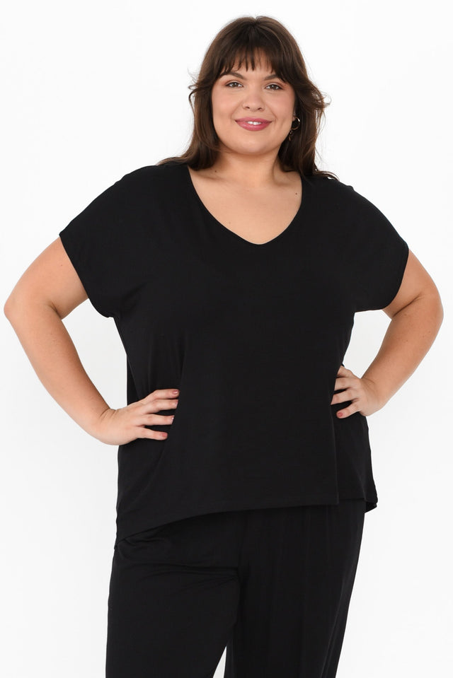 plus-size,curve-tops,alt text|model:Gabby