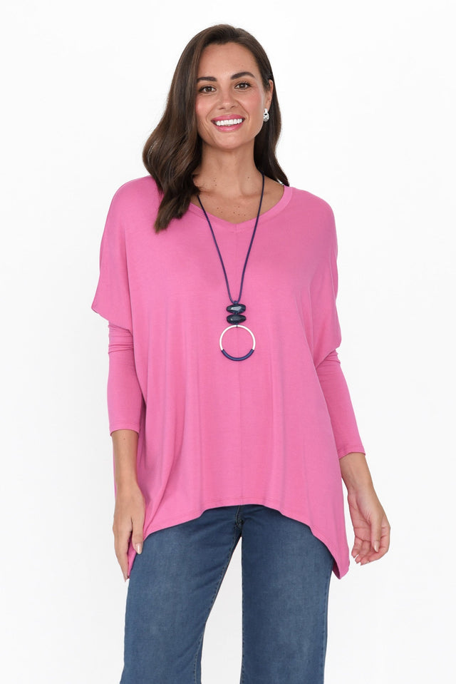 Kyoto Flamingo Pink Long Sleeve Tee neckline_V Neck  alt text|model:MJ;wearing:US 4
