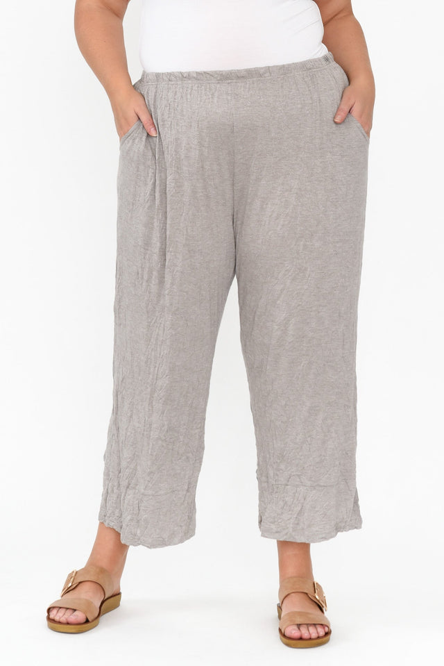 plus-size,curve-bottoms,plus-size-pants,alt text|model:Caitlin;wearing:L/XL image 6