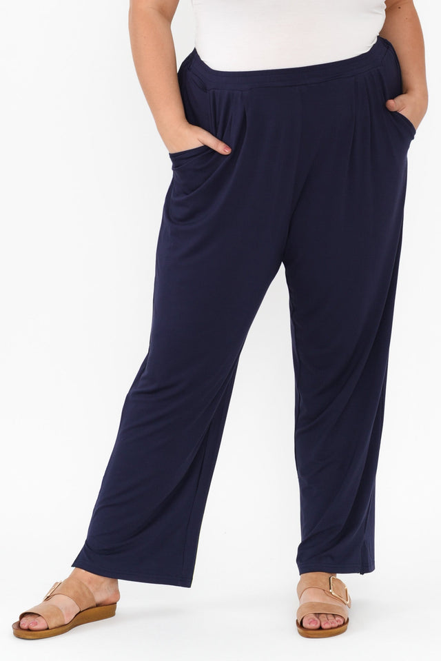 plus-size,curve-bottoms,plus-size-pants,alt text|model:Gabby image 9