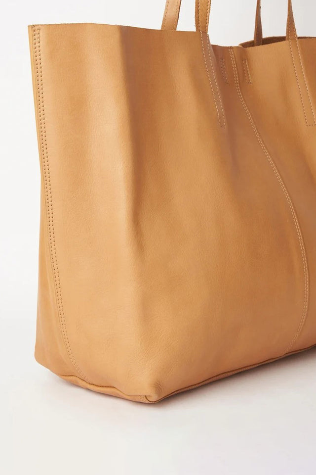 Makalu Tan Large Leather Tote Bag image 4