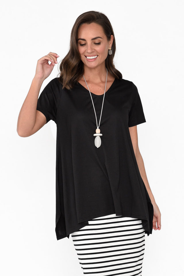 Marcy Black Drape Cotton Top neckline_V Neck  alt text|model:MJ