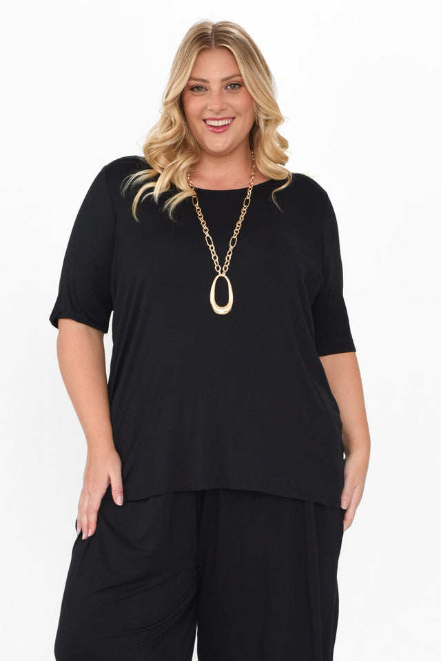 plus-size,curve-tops,plus-size-sleeved-tops,alt text|model:Caitlin;wearing:US 16 image 8