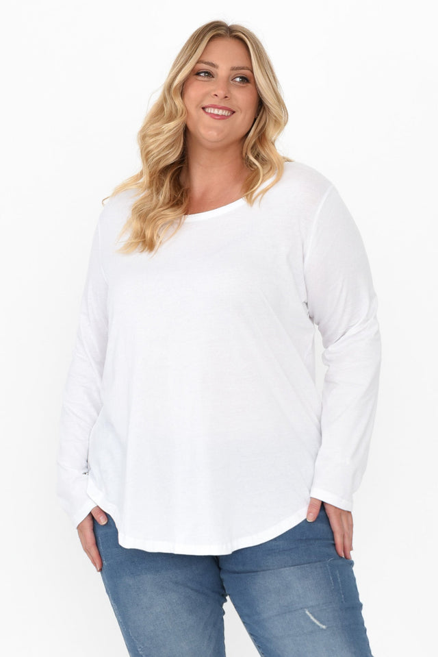 plus-size,curve-basics,curve-tops,plus-size-sleeved-tops,plus-size-cotton-tops,plus-size-basic-tops,plus-size-winter-clothing, alt text|model:Caitlin image 8