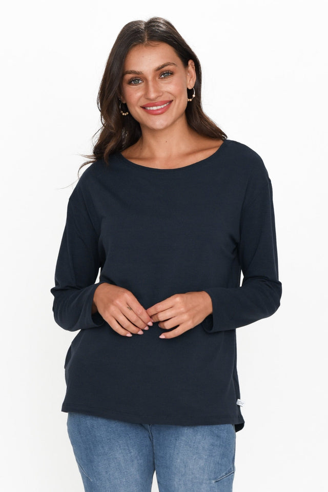 Moya Navy Cotton Hi Lo Top neckline_Round   alt text|model:Brontie