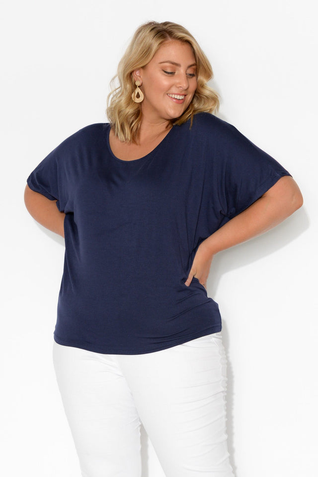 plus-size,curve-tops,curve-basics,plus-size-sleeved-tops,plus-size-basic-tops,facebook-new-for-you  alt text|model:Caitlin image 10