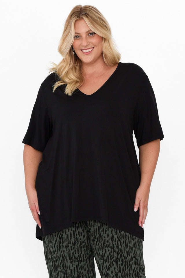 plus-size,curve-tops,plus-size-tunics  alt text|model:Caitlin