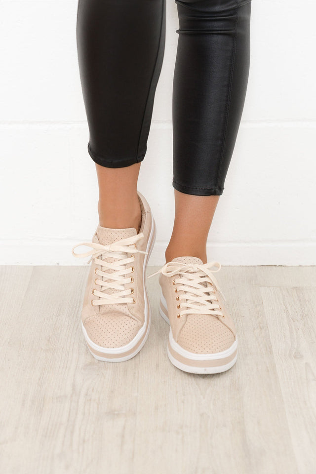 Paradise Nude Leather Sneaker