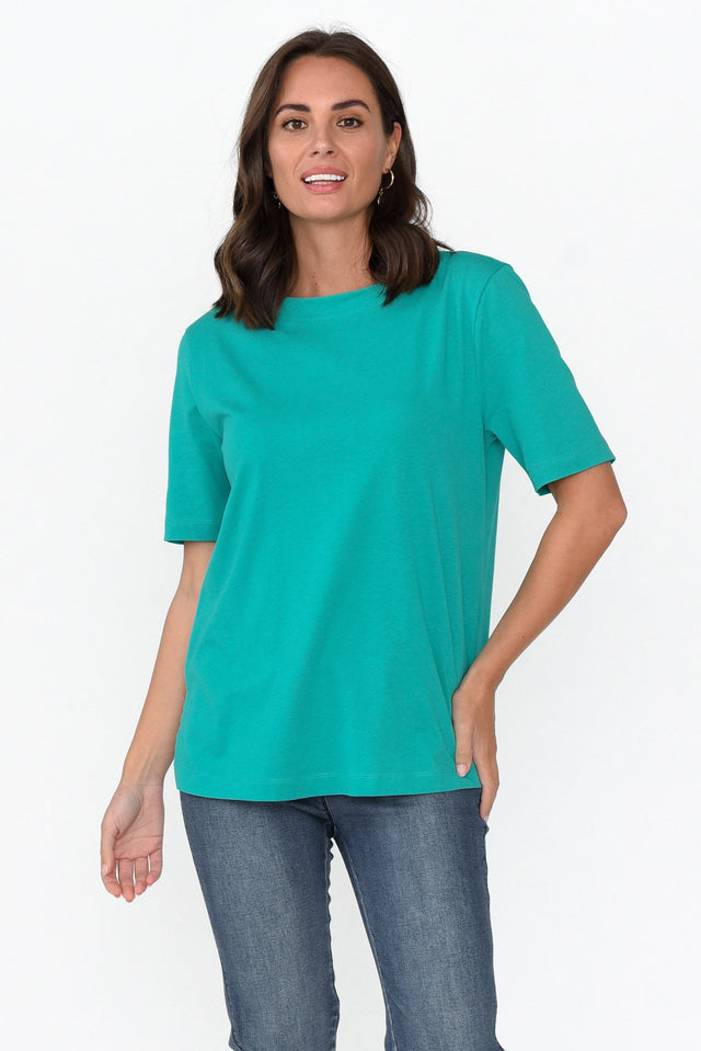 Rosalie Jade Green Cotton Tee neckline_Boat   alt text|model:MJ