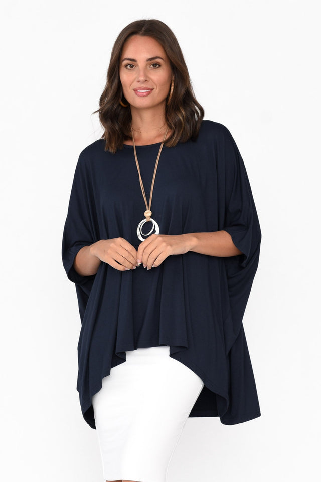 Sorronda Navy Bamboo Batwing Top neckline_Round   alt text|model:MJ image 1